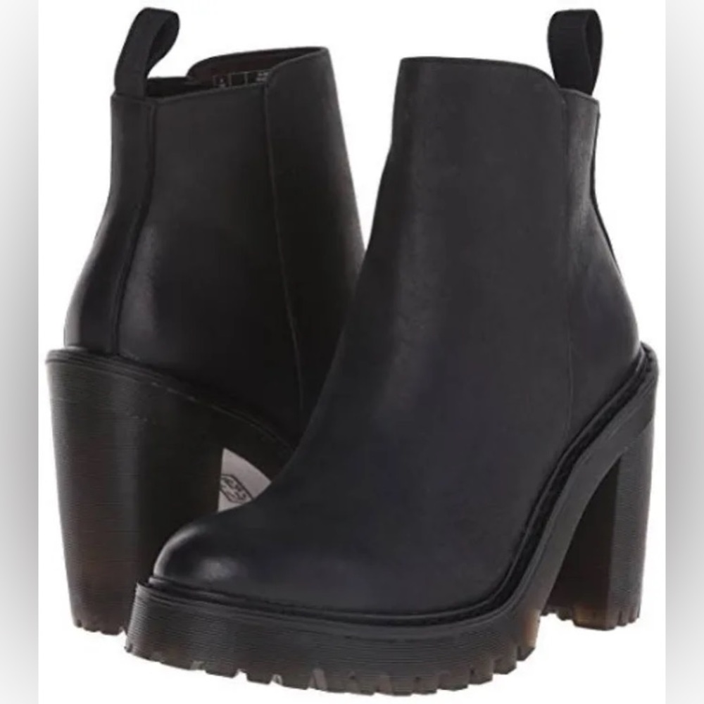 Black Leather Magdalena Dr. Martens aka Doc Marten, fits size 9.5-10